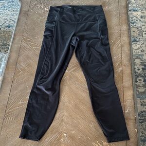 all in motion Black High-Rise Workout Leggings